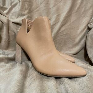 DV by Dolce Vita Ryden Ankle Boot